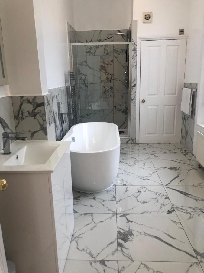 50A Clifton Garth Apartment York Bagian luar foto